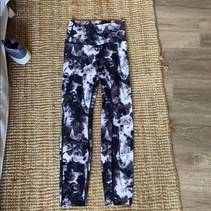 Lululemon flower leggings high rise